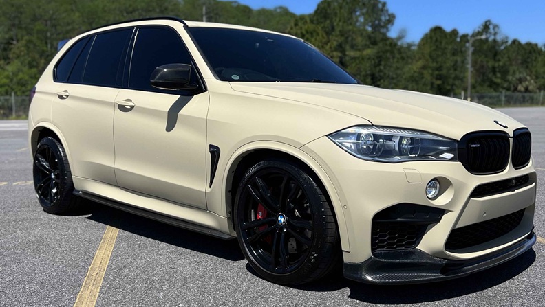 SUV Vehicle Wrap
